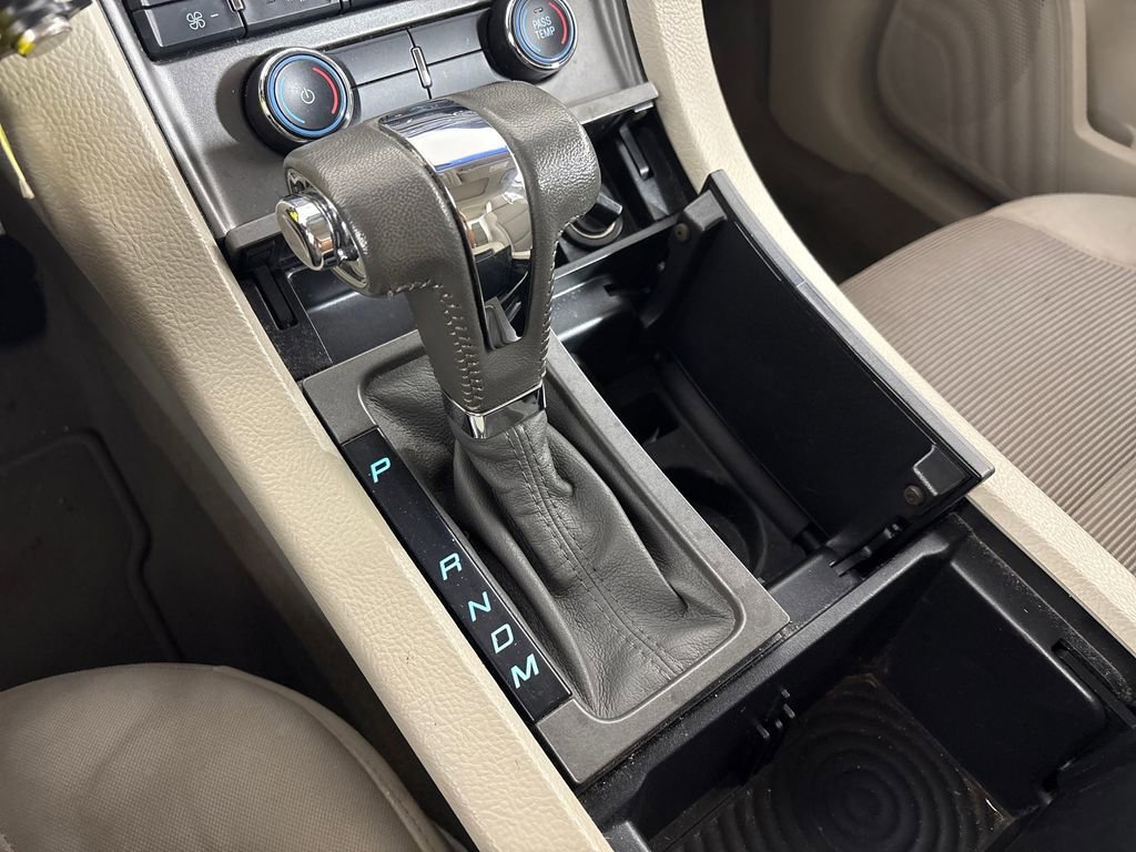 Used 2011 Ford Taurus SEL w/ 201A Rapid Spec Order Code FWD image 28