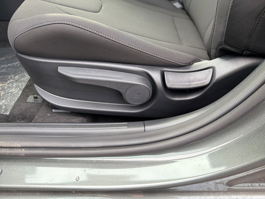 New 2025 Hyundai Elantra Sport image 13