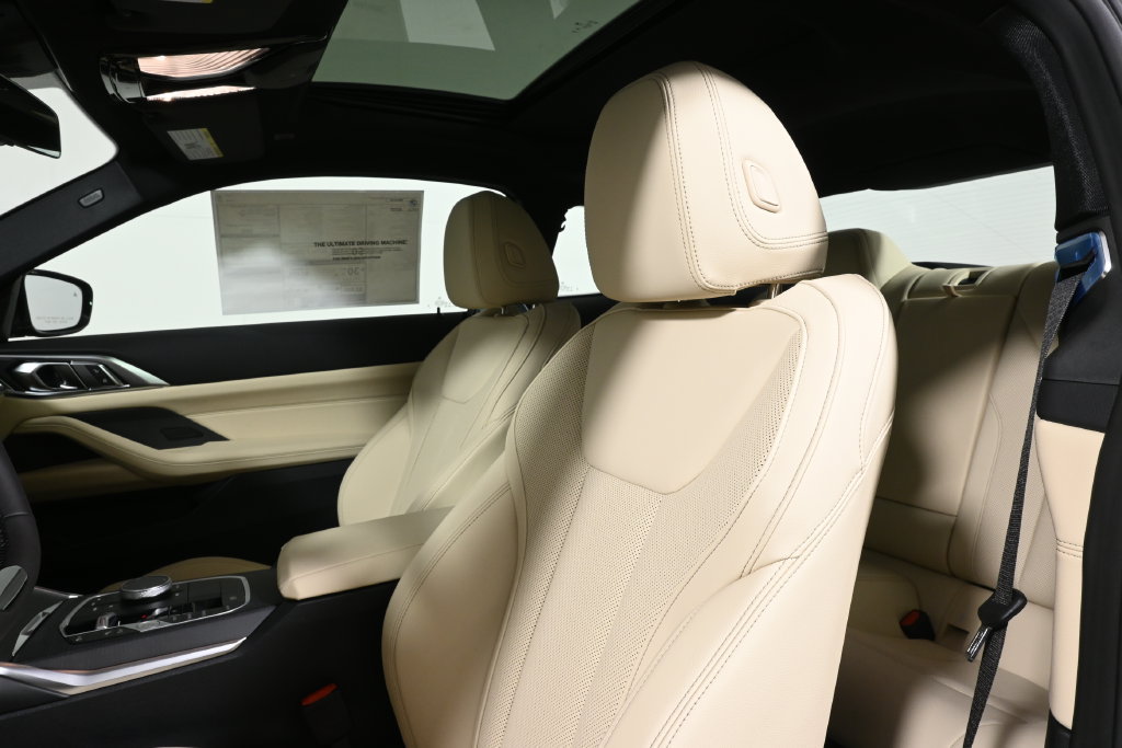 New 2027 BMW 430i Coupe w/ Premium Package AWD/4WD image 16