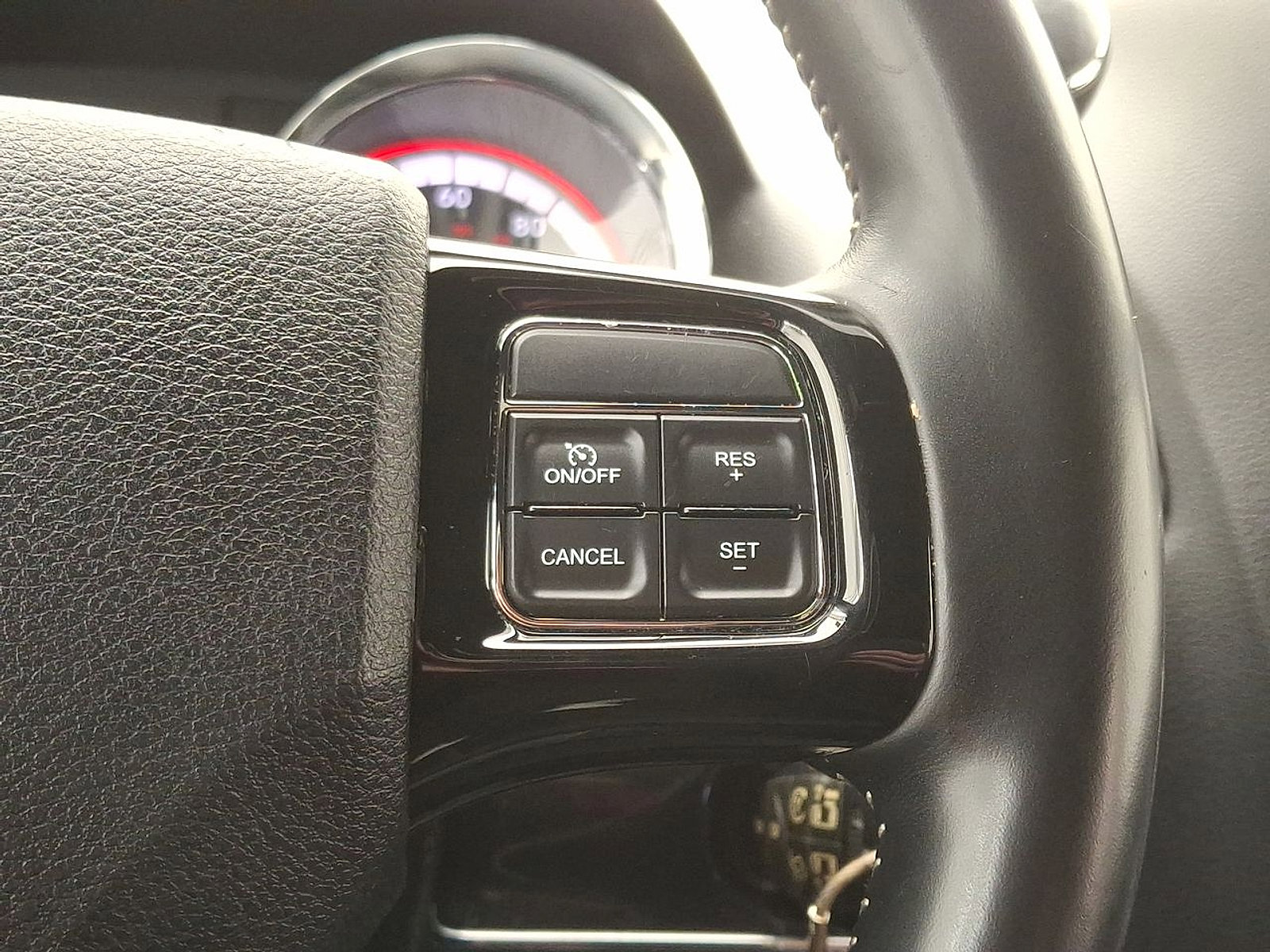 Used 2019 Dodge Grand Caravan SXT image 18