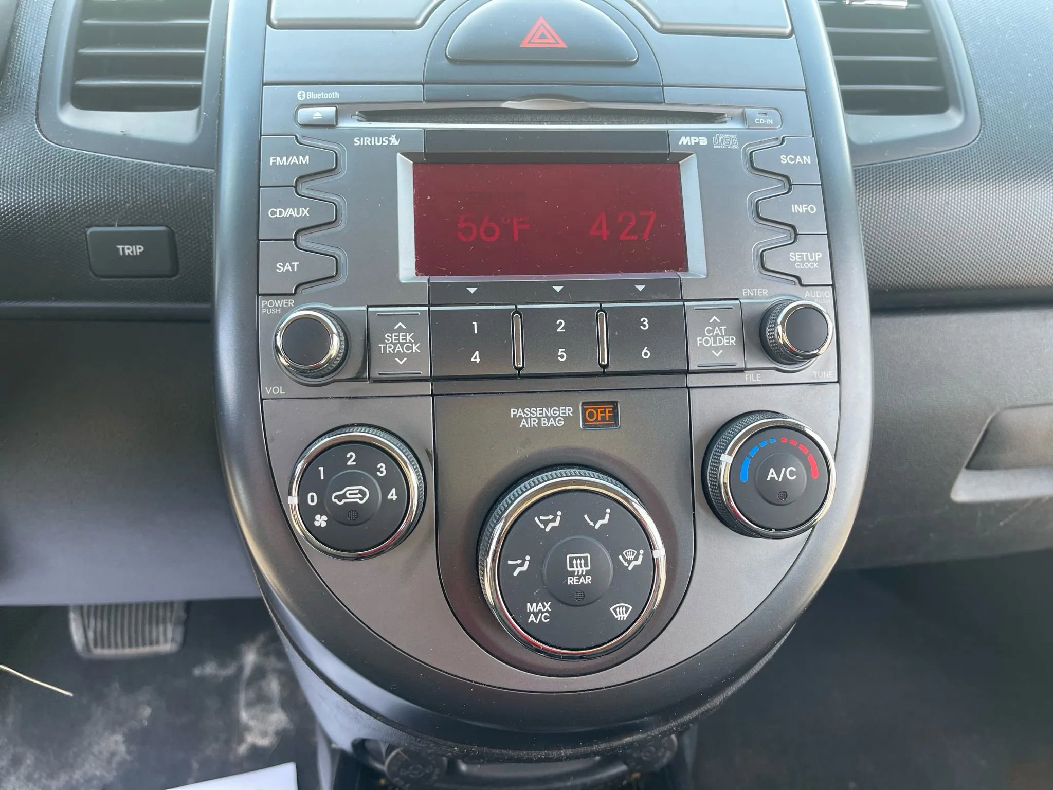 Used 2011 Kia Soul + image 18