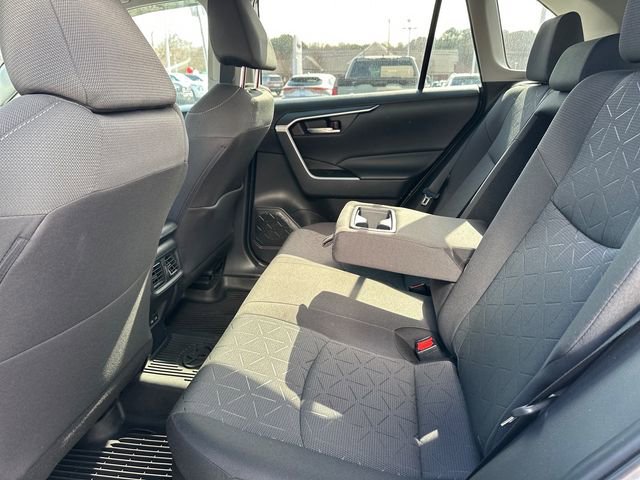 Used 2023 Toyota RAV4 XLE w/ Convenience Package image 13