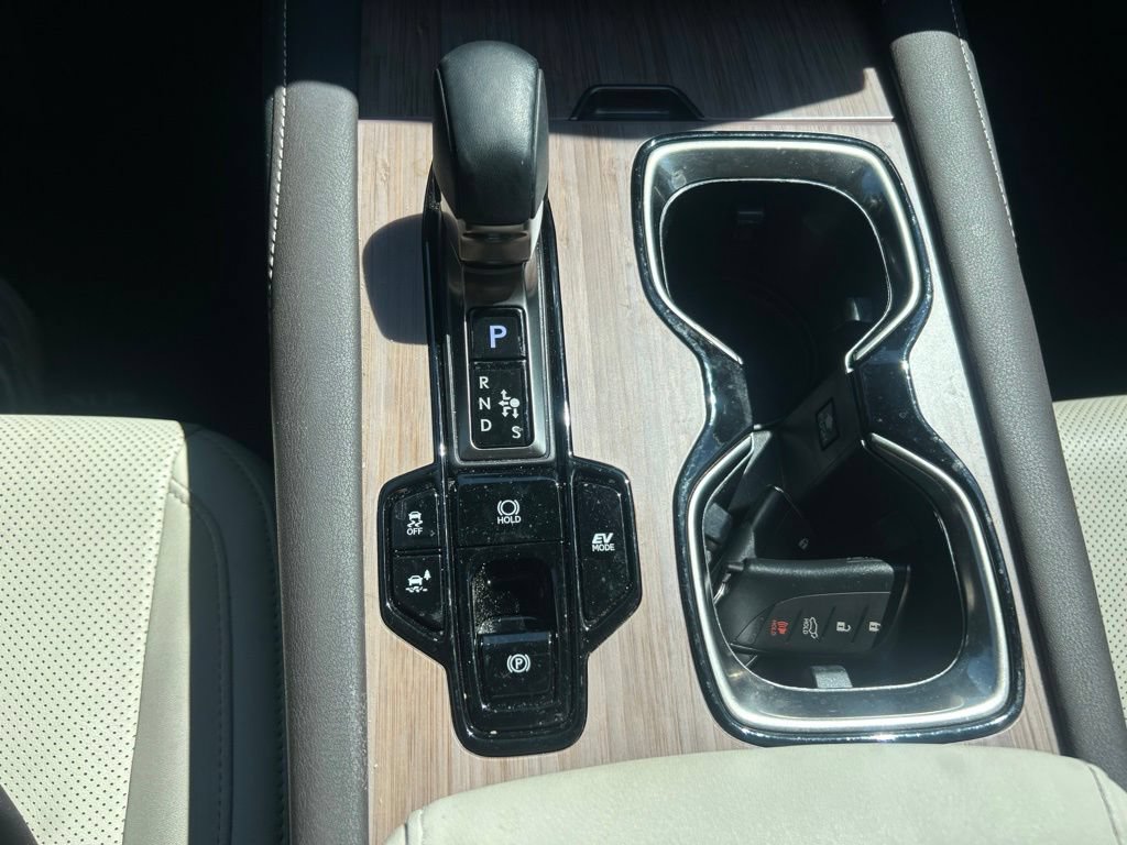 Used 2023 Lexus RX 350h w/ Accessory Package (K3) AWD/4WD image 24