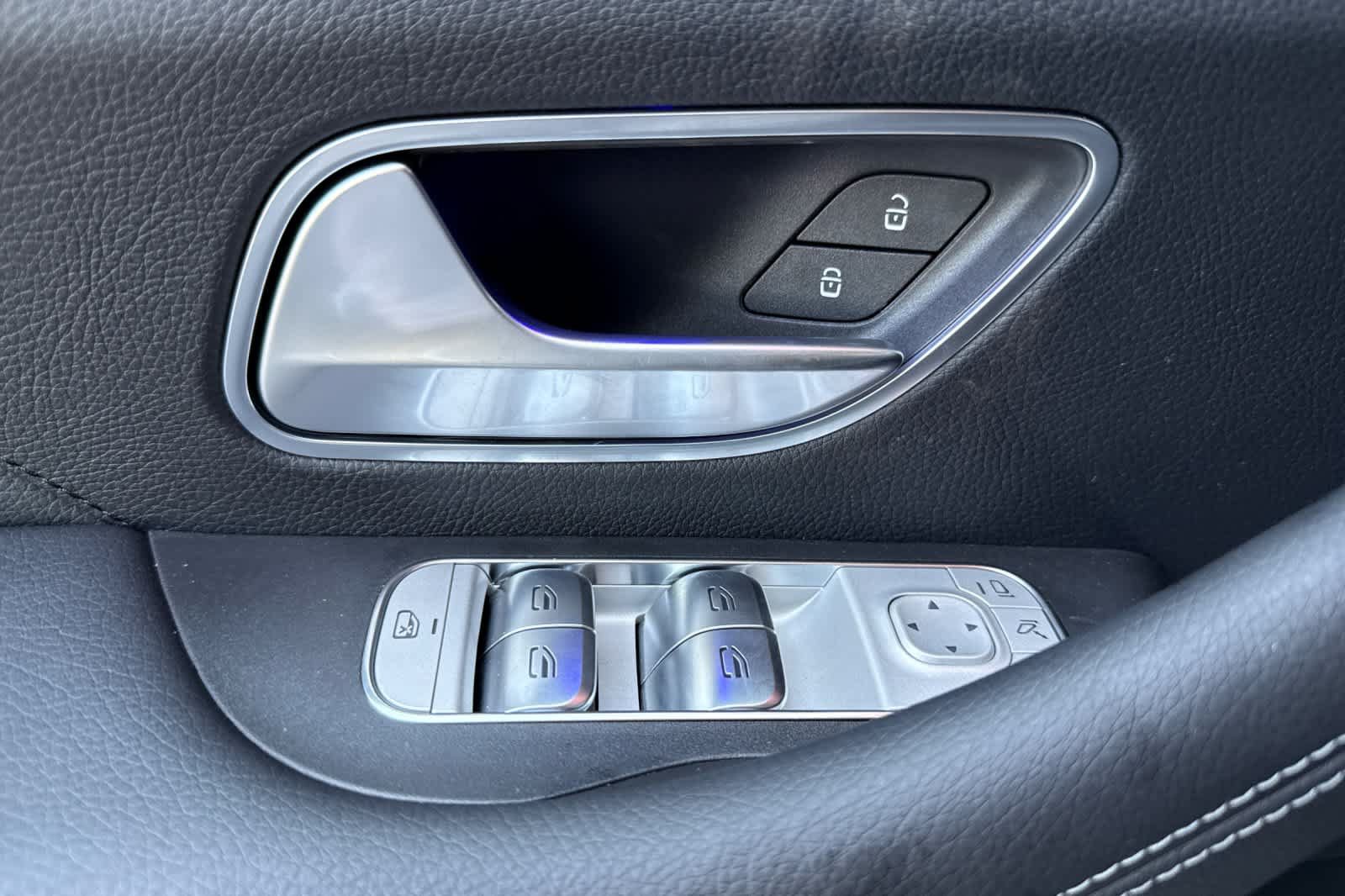 New 2026 Mercedes-Benz GLS 580 4MATIC image 10