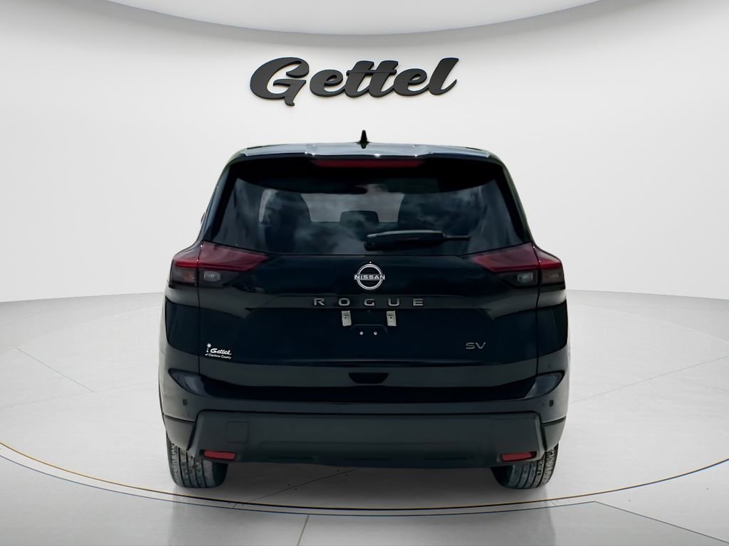 Used 2024 Nissan Rogue SV image 11