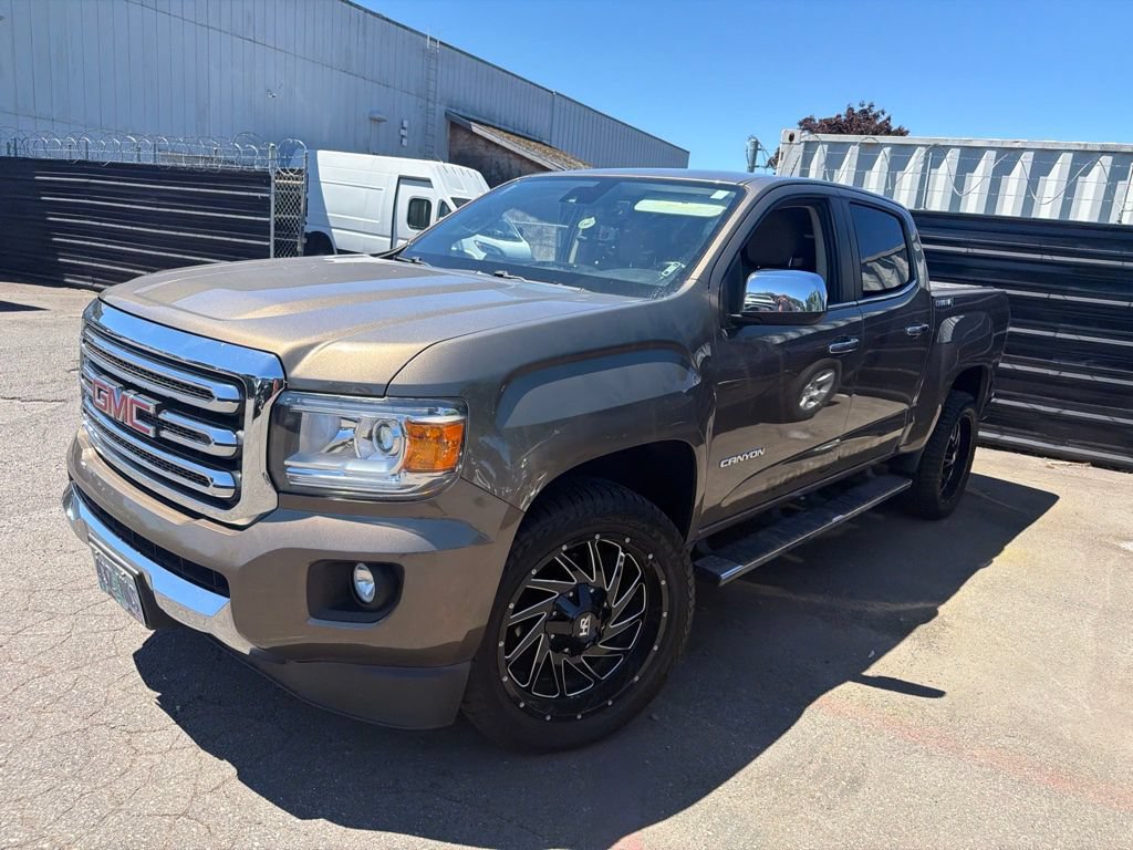 Used 2015 GMC Canyon SLT w/ Driver Alert Package RWD image 3