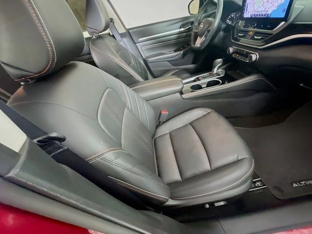 Used 2023 Nissan Altima 2.5 SR w/ SR Premium Package image 30