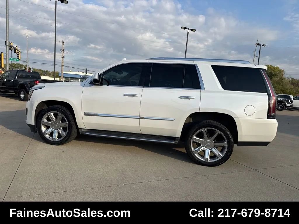 Used 2016 Cadillac Escalade Luxury image 9