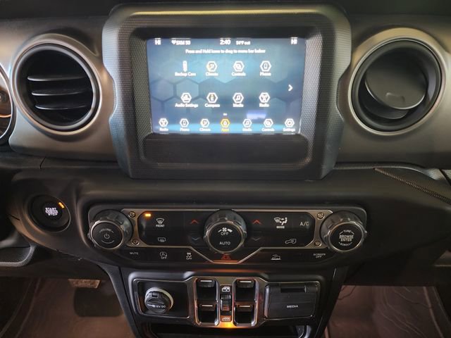 Used 2022 Jeep Wrangler Unlimited Sport image 22