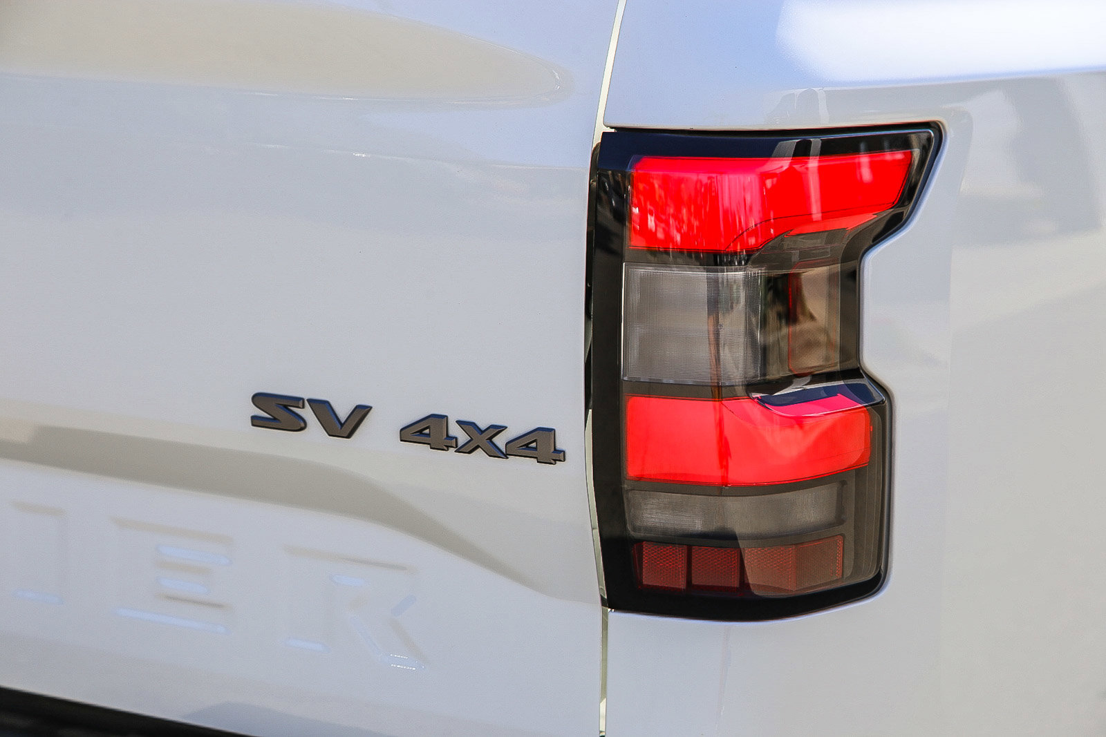 Used 2023 Nissan Frontier SV w/ Technology Package image 9