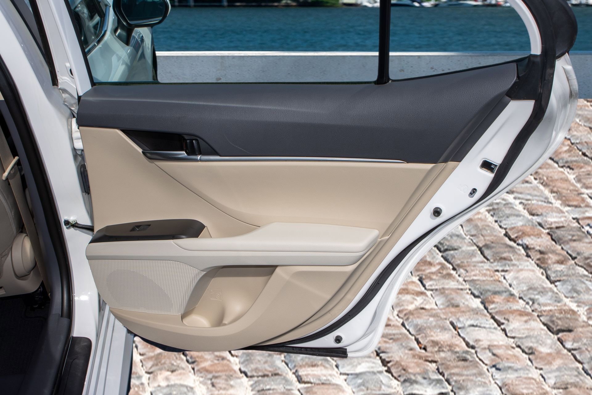 Used 2023 Toyota Camry LE image 13