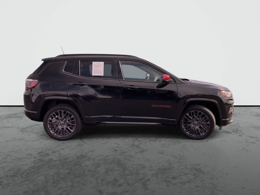 Used 2023 Jeep Compass Limited image 9