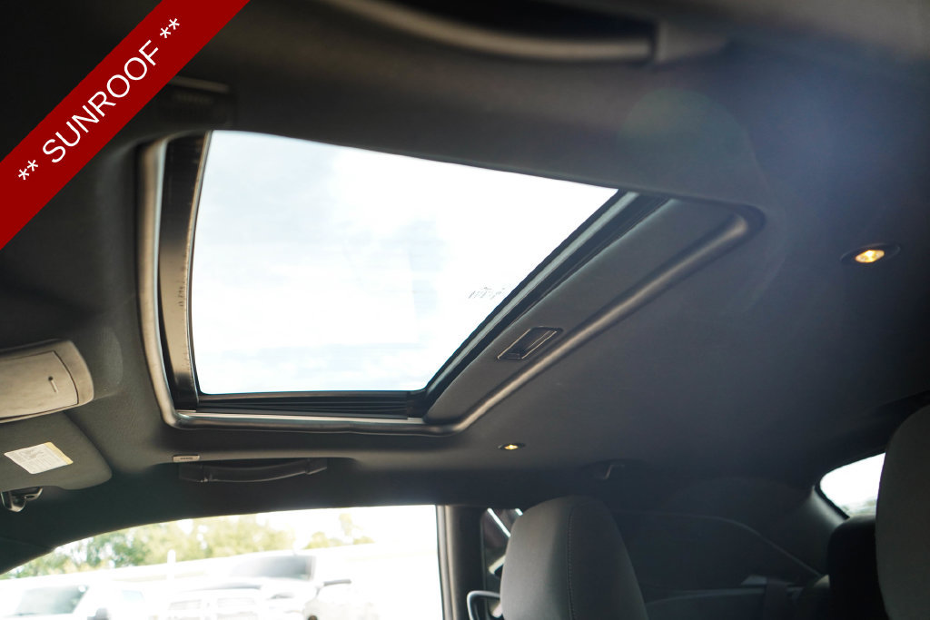 Used 2019 Dodge Challenger GT AWD/4WD image 13
