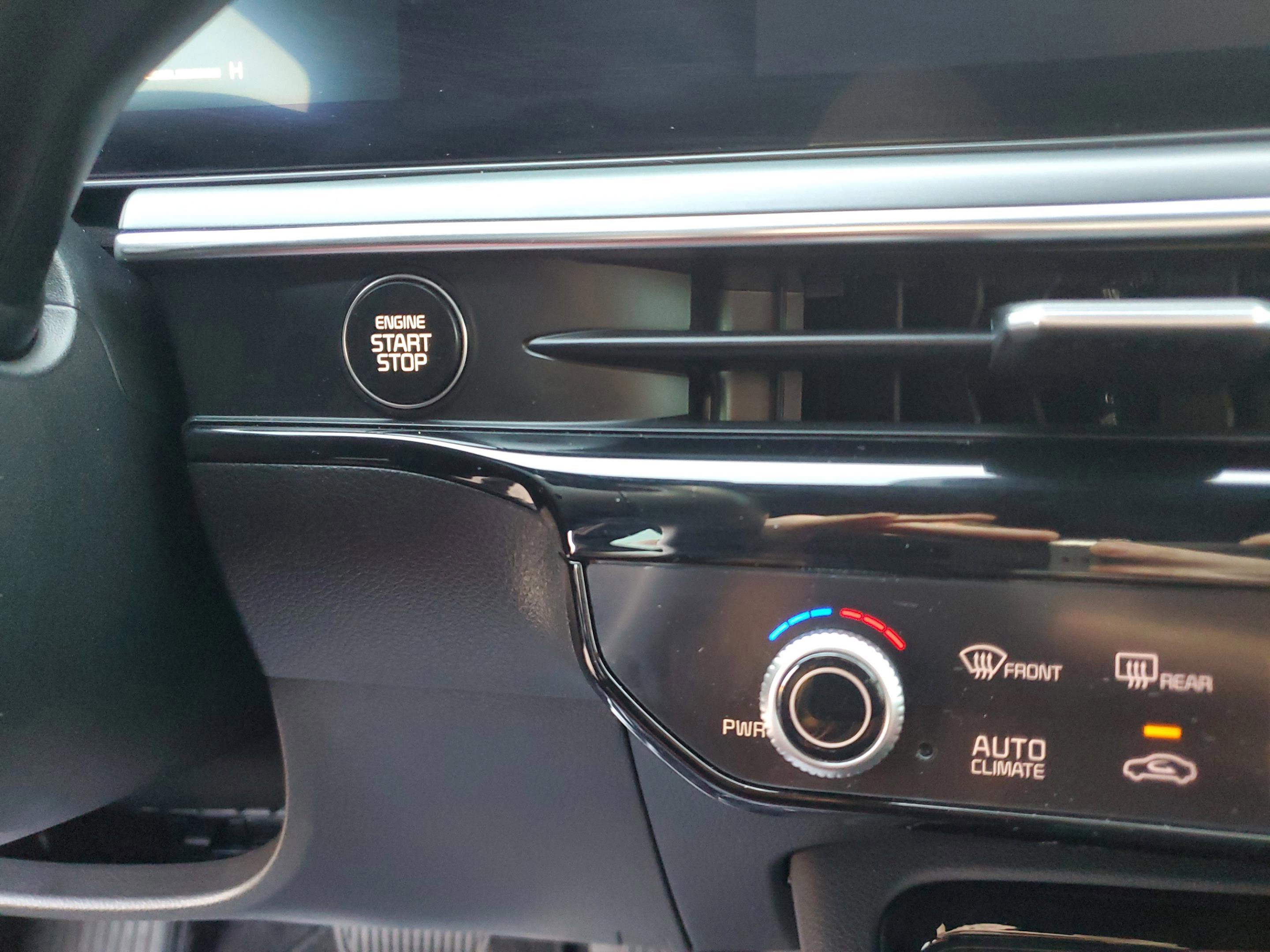 Certified 2025 Kia K5 GT-Line w/ GT-Line Premium Package image 26