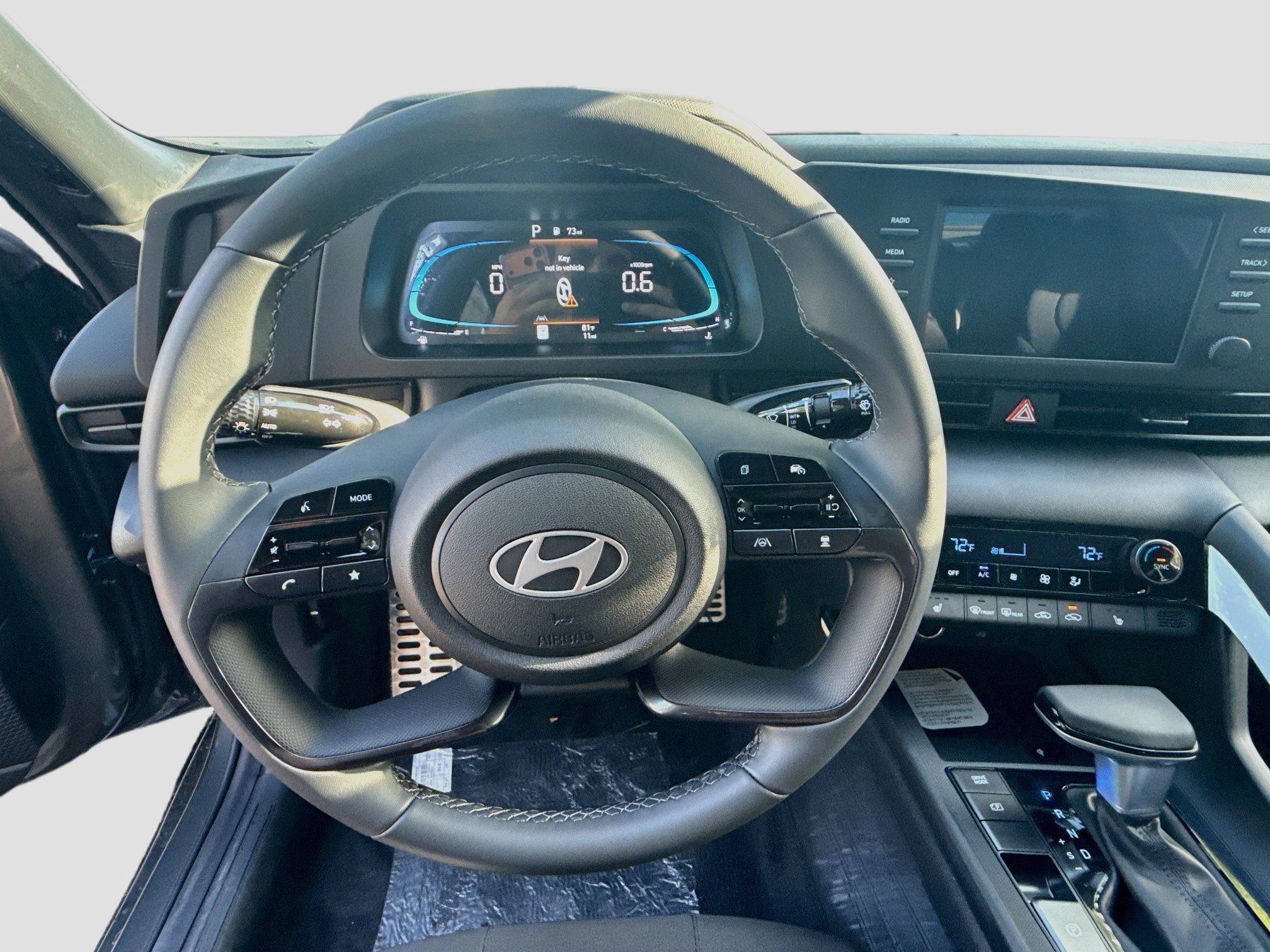 New 2026 Hyundai Elantra SEL Sport Premium FWD image 8