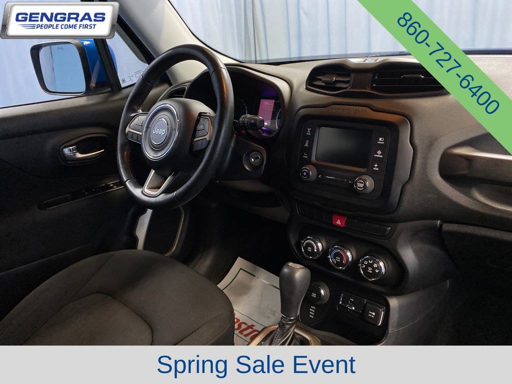 Used 2015 Jeep Renegade Latitude AWD/4WD image 43
