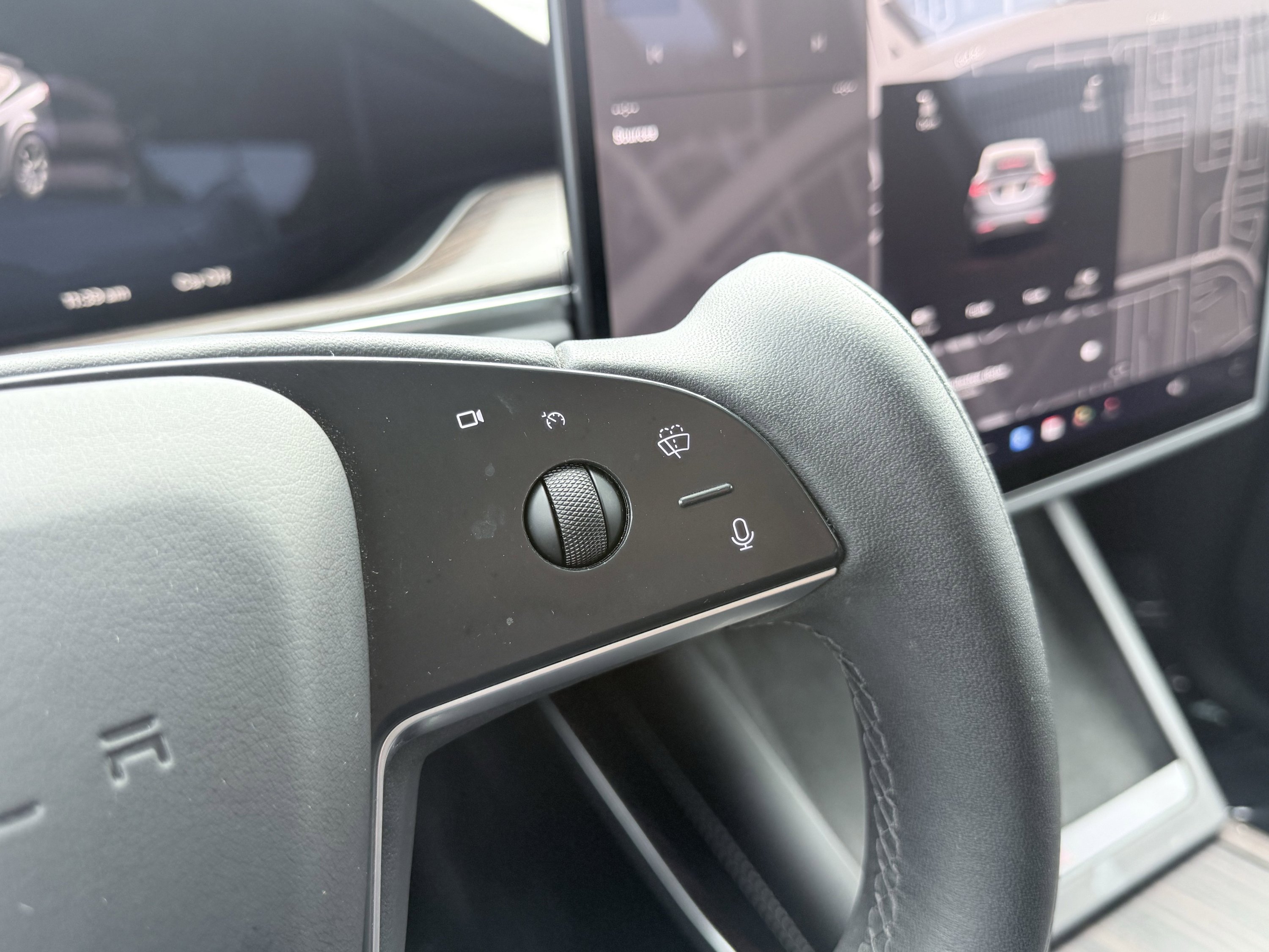 Used 2023 Tesla Model X AWD/4WD image 71
