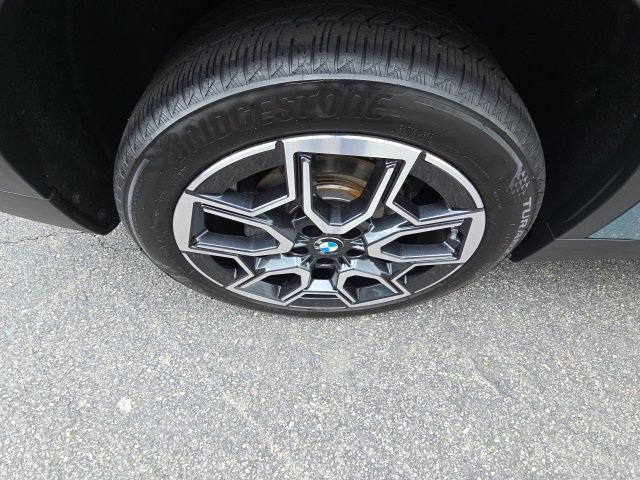 Used 2025 BMW X2 xDrive28i AWD/4WD image 26