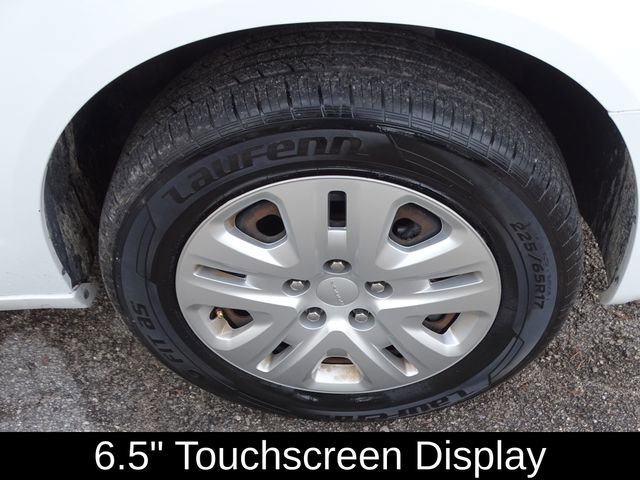 Used 2019 Dodge Grand Caravan SE w/ UConnect Hands-Free Group image 14