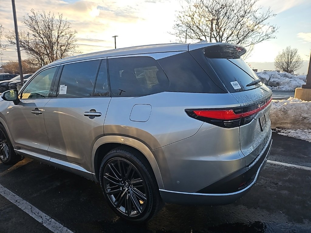 Used 2025 Lexus TX 350 AWD image 3