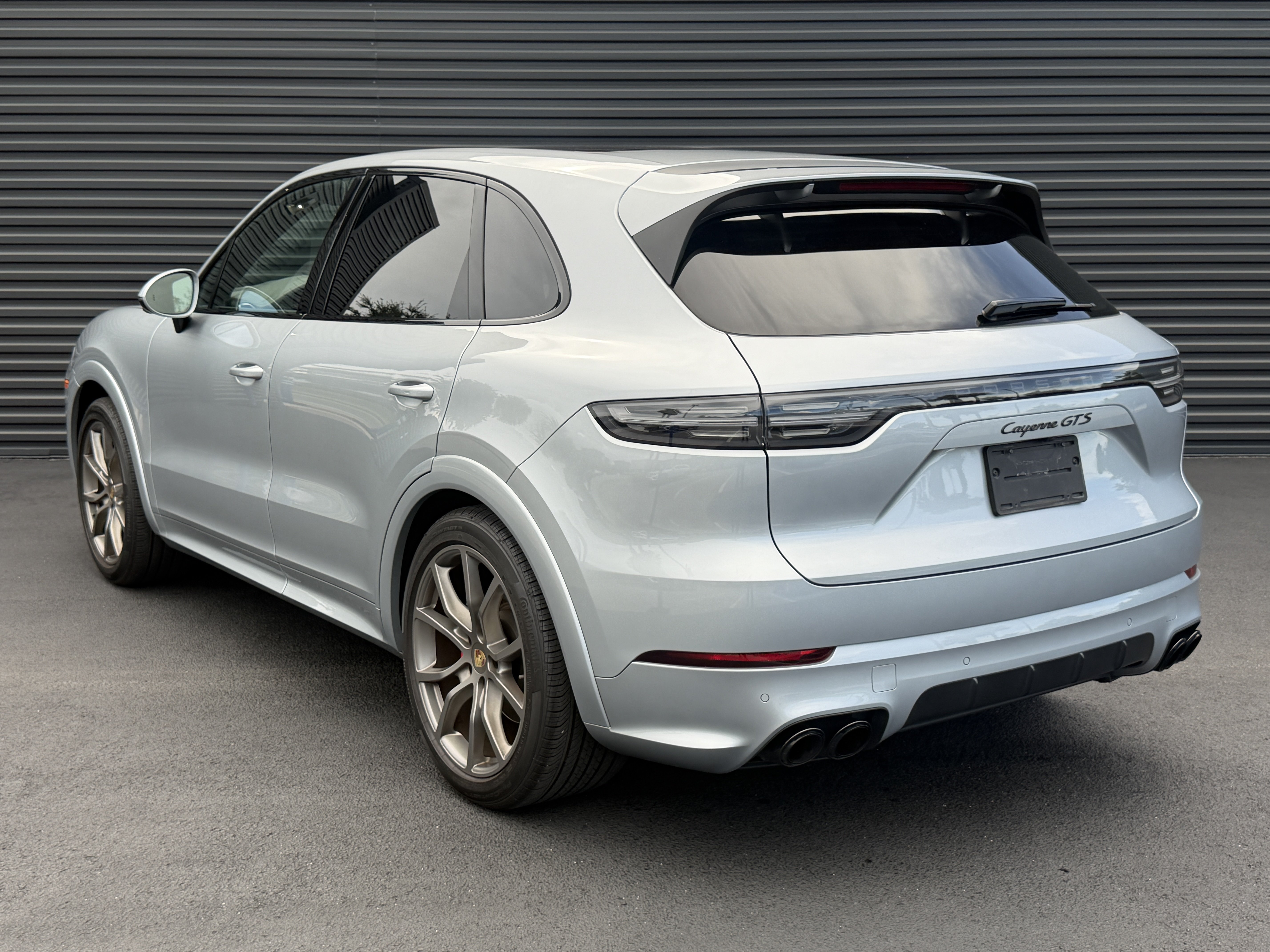 Certified 2023 Porsche Cayenne GTS AWD/4WD image 3