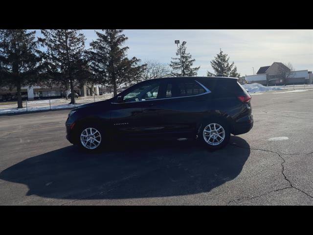 Used 2023 Chevrolet Equinox LT image 29