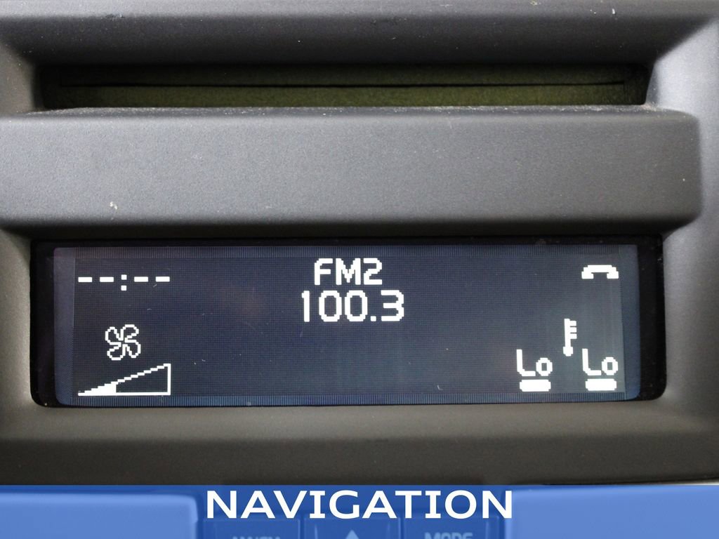 Used 2012 Volvo C70 T5 w/ Climate Pkg image 2