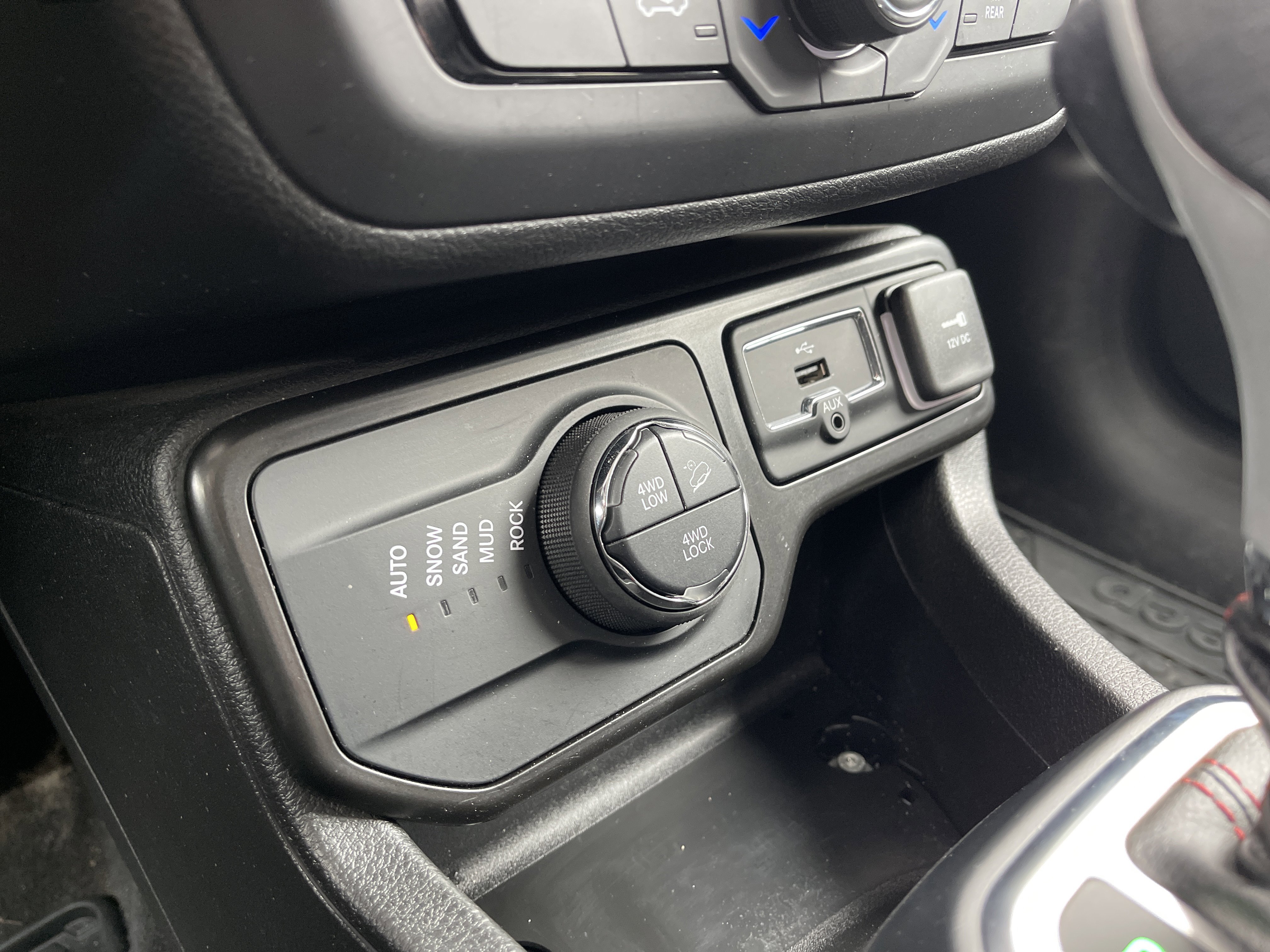 Used 2023 Jeep Renegade Trailhawk w/ Trailer Tow Group image 21