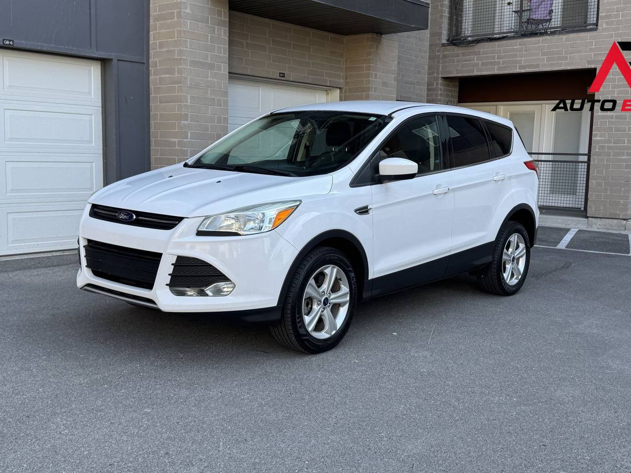 Used 2016 Ford Escape SE AWD/4WD image 1