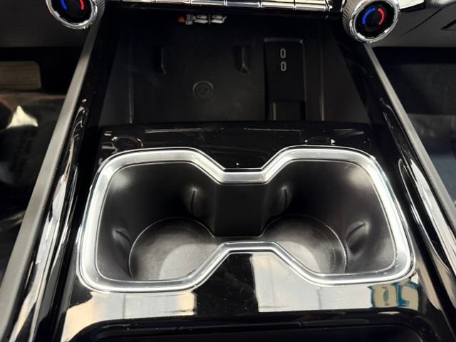 Used 2026 Chevrolet Silverado EV LT AWD/4WD image 40