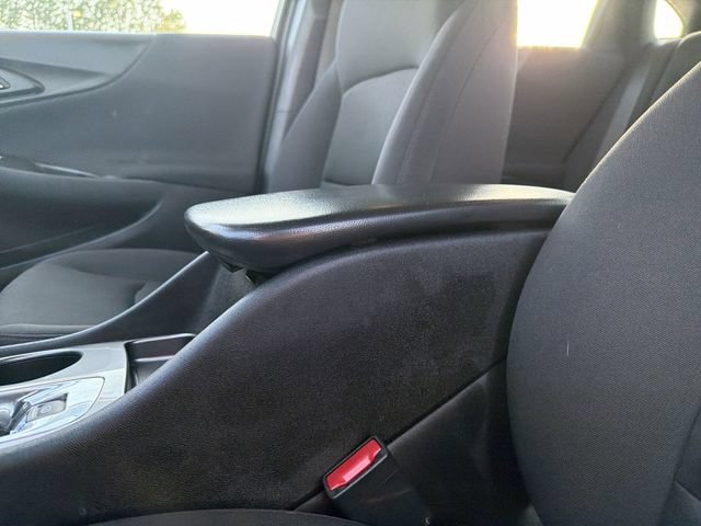 Used 2023 Chevrolet Malibu RS FWD image 20