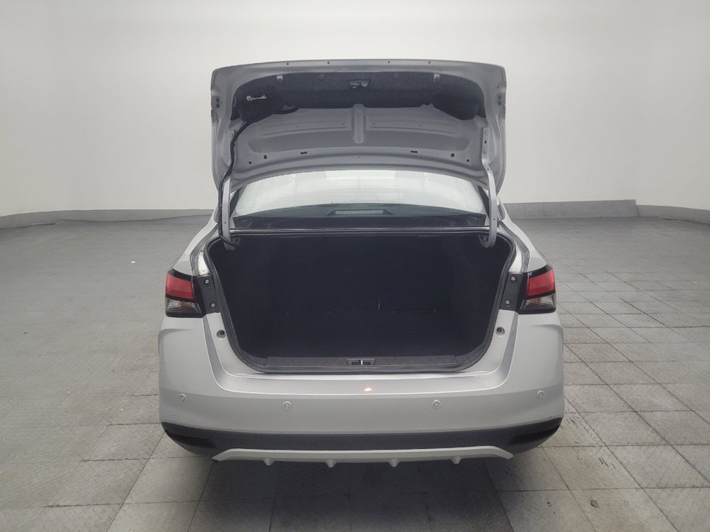 Used 2025 Nissan Versa SV FWD image 29