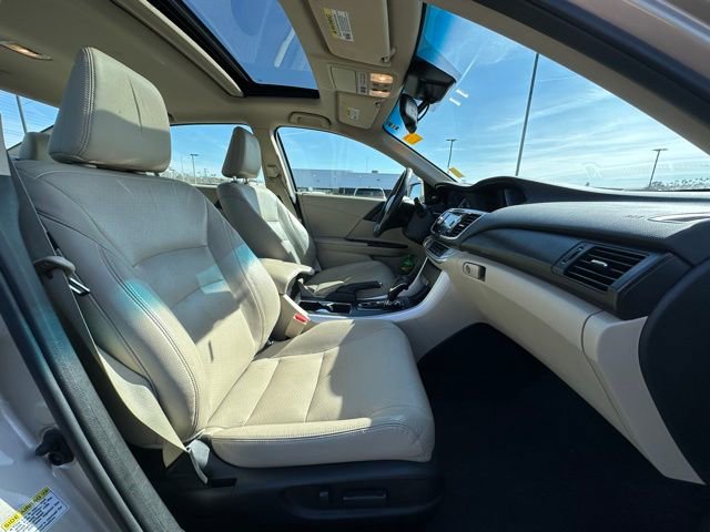 Used 2015 Honda Accord EX-L image 29