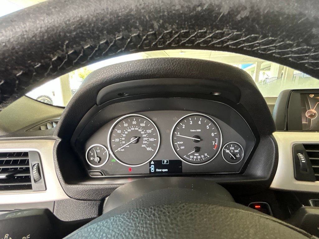 Used 2016 BMW 320i xDrive Sedan AWD/4WD image 37