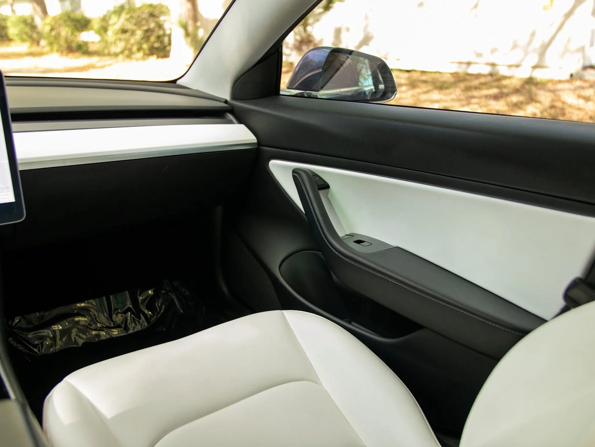 Used 2020 Tesla Model 3 Standard Range RWD image 30