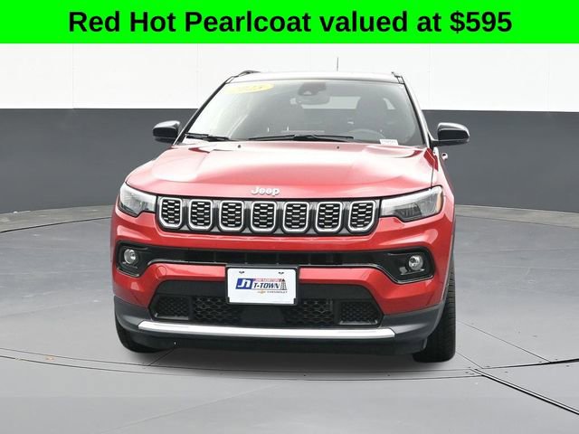 Used 2025 Jeep Compass Limited AWD/4WD image 2