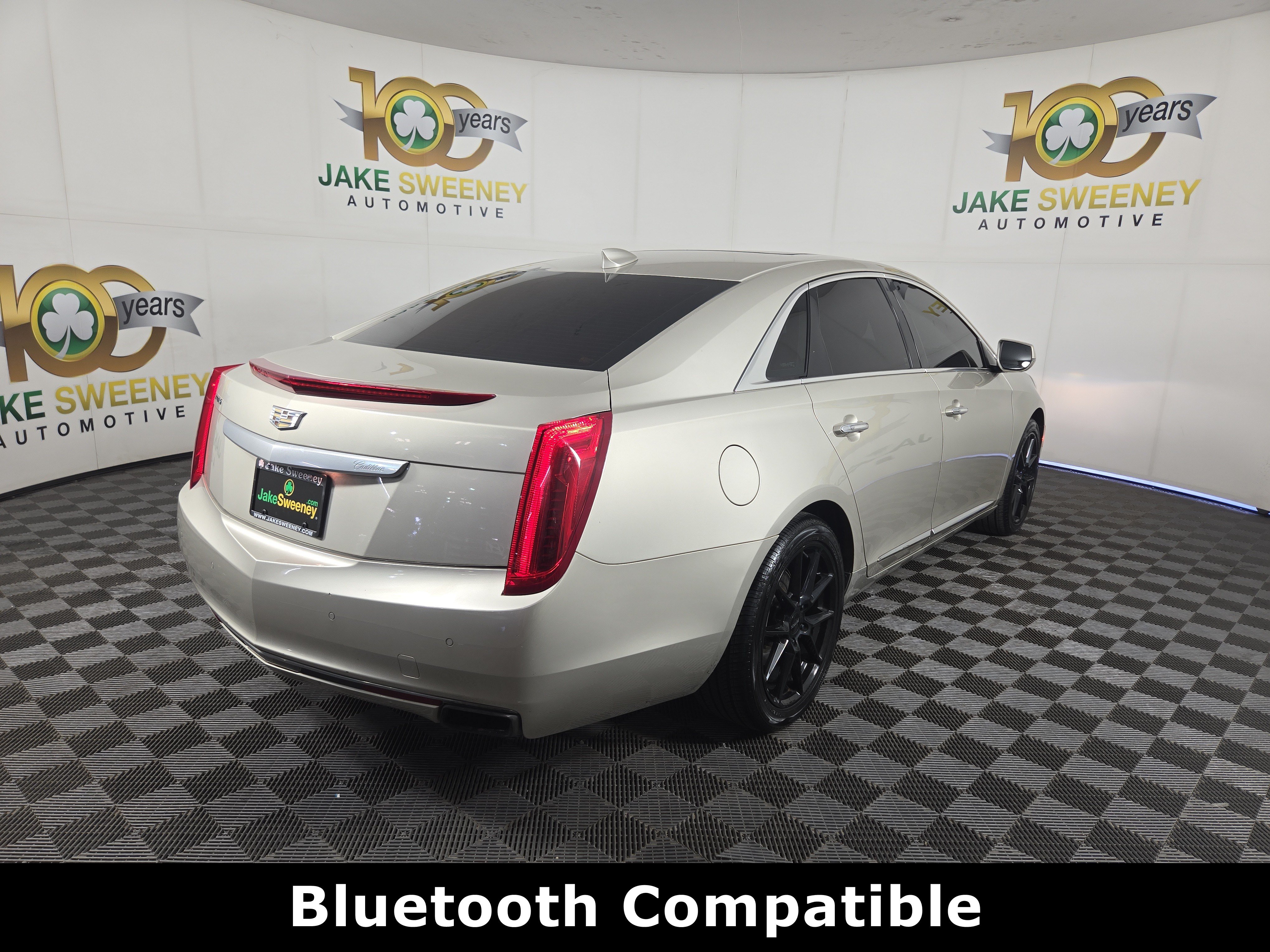 Used 2016 Cadillac XTS Luxury w/ Driver Awareness Package FWD image 9
