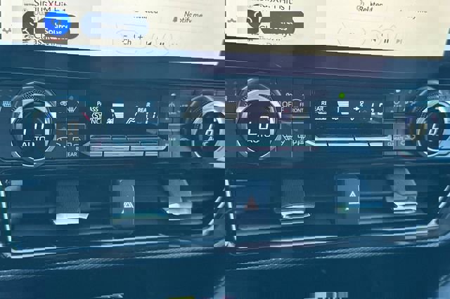 Certified 2025 Toyota Highlander XSE image 28