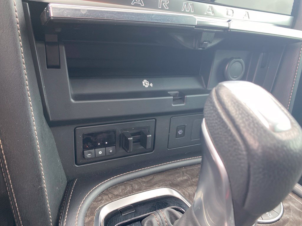 Used 2024 Nissan Armada Platinum w/ Captain's Chairs Package RWD image 29