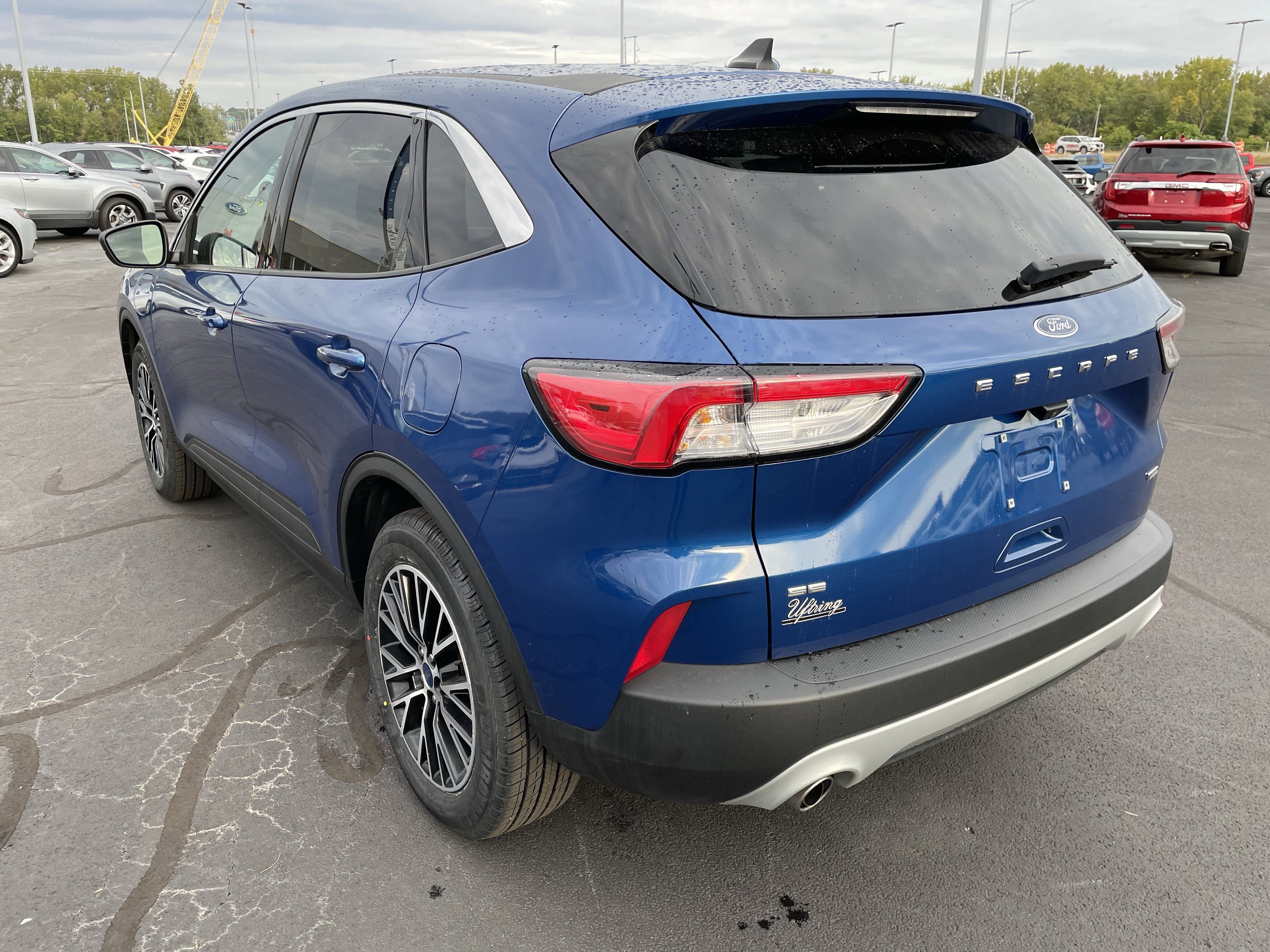 Used 2022 Ford Escape SE w/ Cold Weather Package image 3