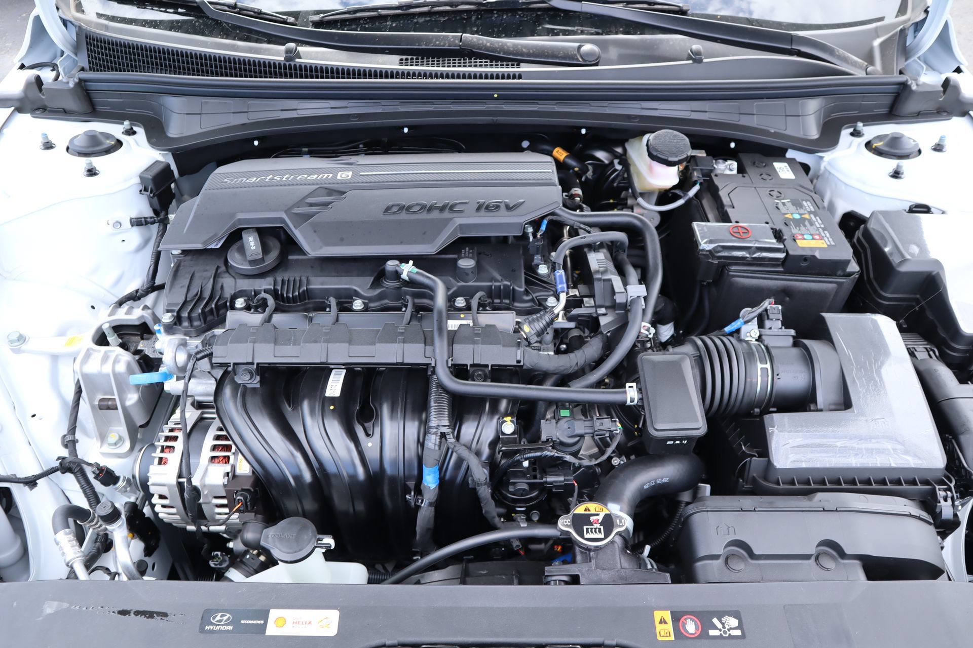 New 2026 Hyundai Elantra SEL Sport FWD image 6