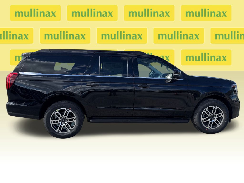 New 2026 Ford Expedition Max Active RWD image 17