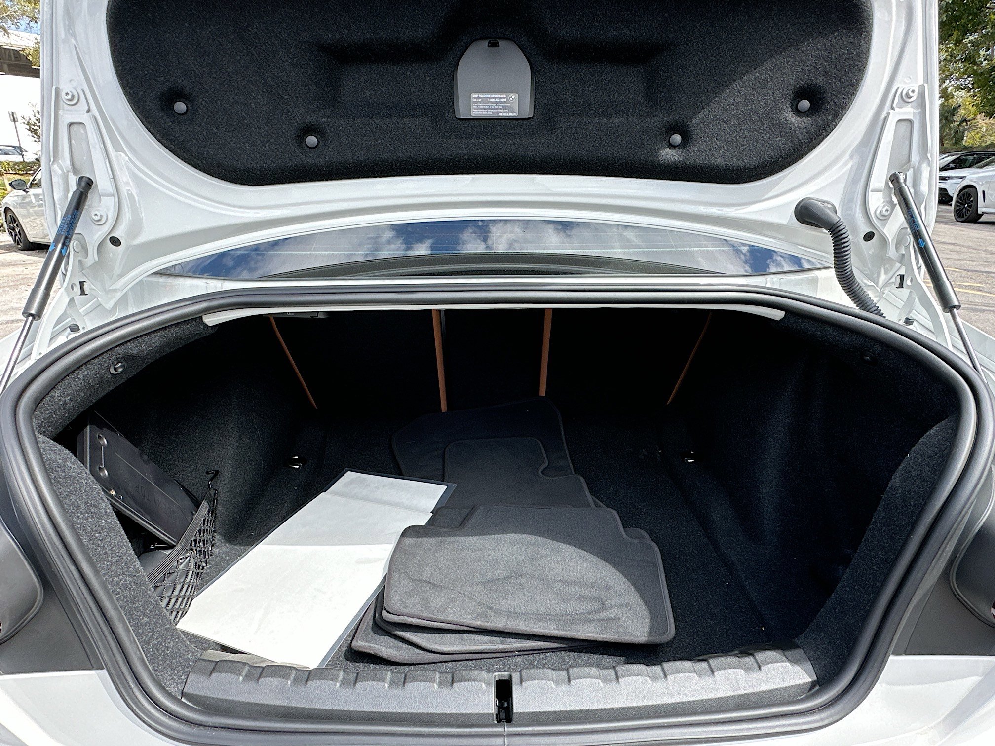 Certified 2025 BMW 230i Coupe w/ Convenience Package image 27