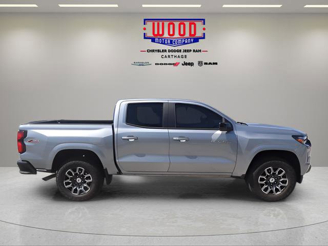 Used 2024 Chevrolet Colorado Z71 w/ Z71 Convenience Package 2 AWD/4WD image 2