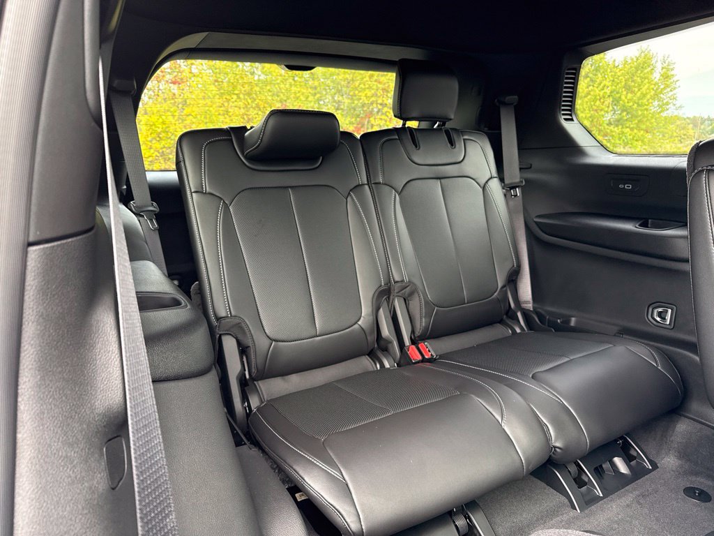 New 2027 Jeep Grand Cherokee L Limited AWD/4WD image 12