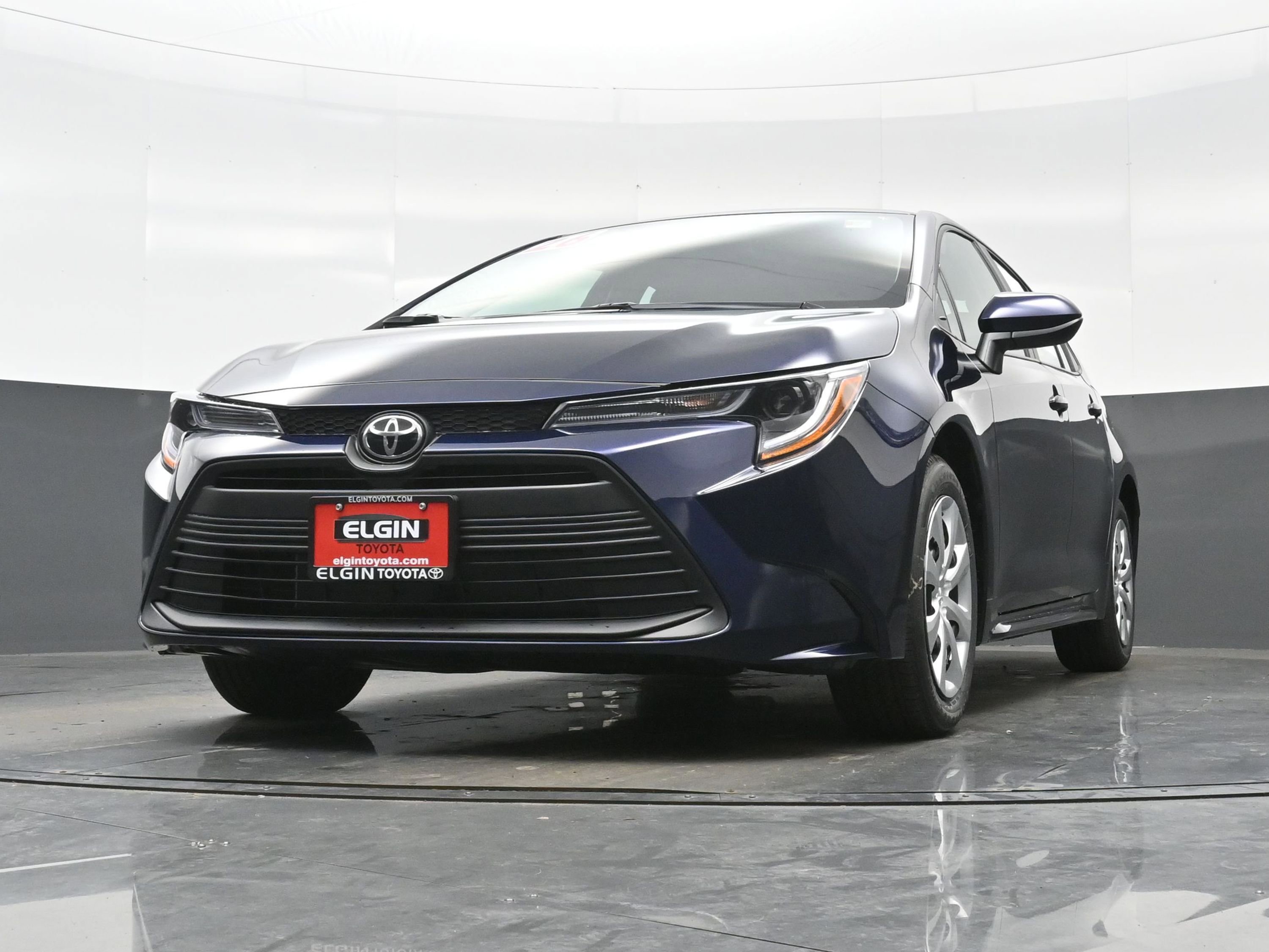 Used 2026 Toyota Corolla LE FWD image 25