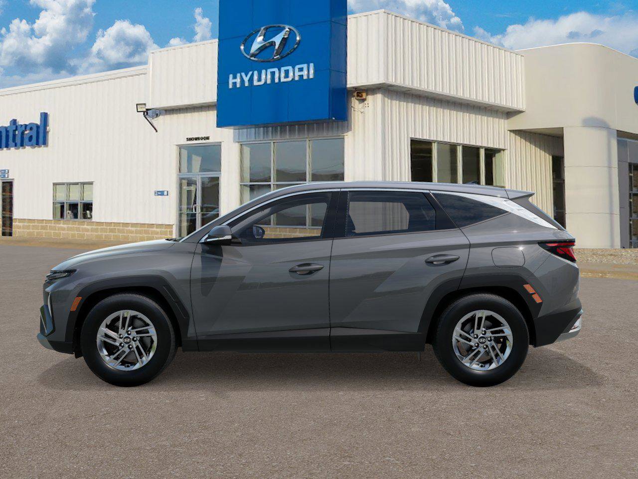 New 2026 Hyundai Tucson SE image 3