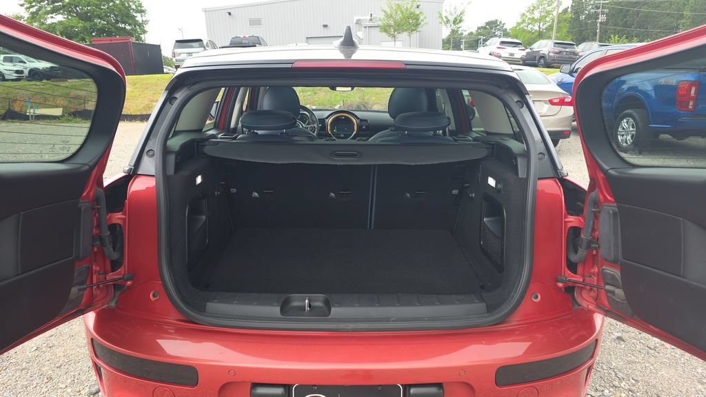 Used 2021 MINI Cooper Clubman S w/ Signature Upholstery Package FWD image 9