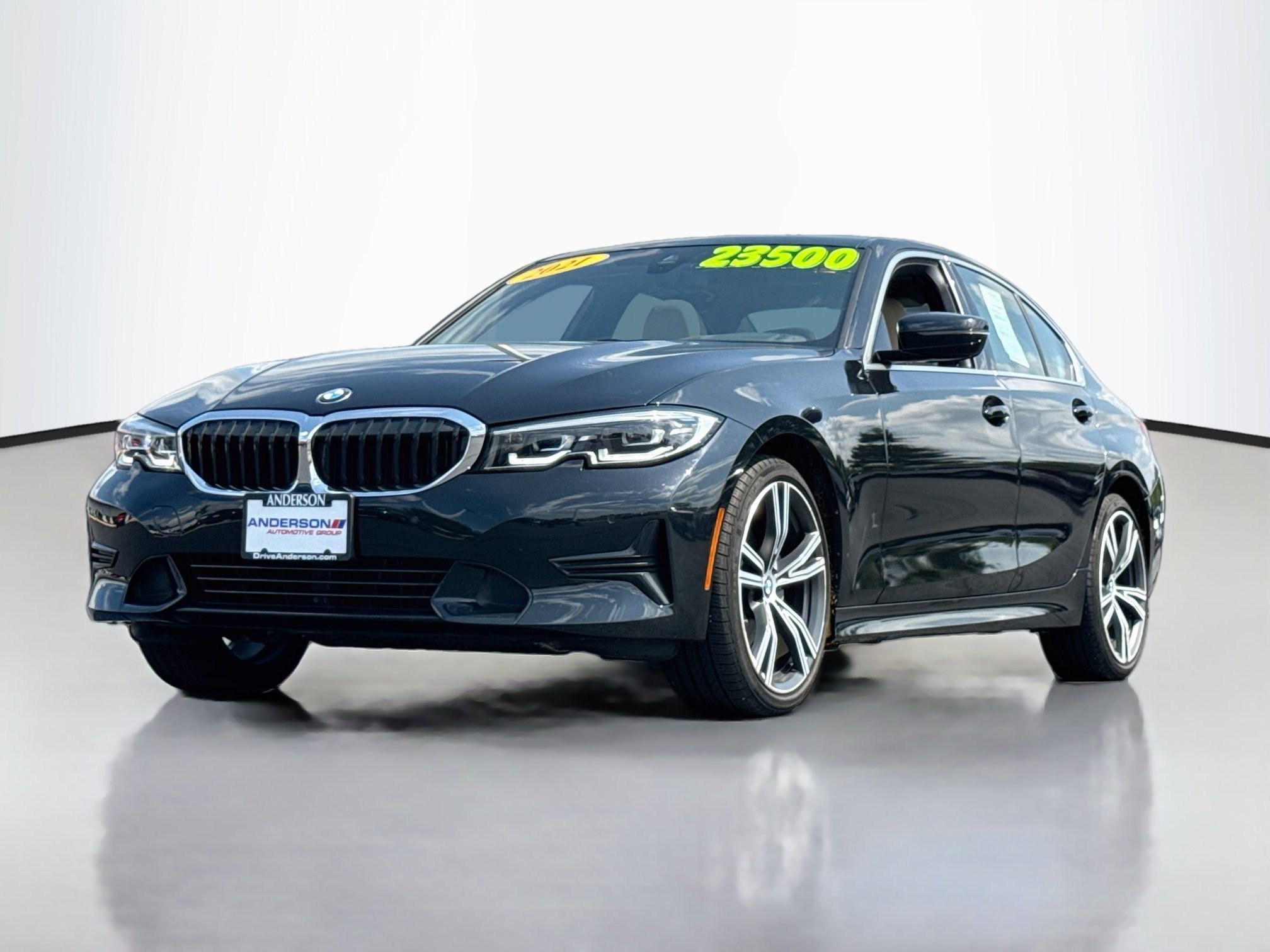 Used 2021 BMW 330i xDrive Sedan AWD/4WD image 3