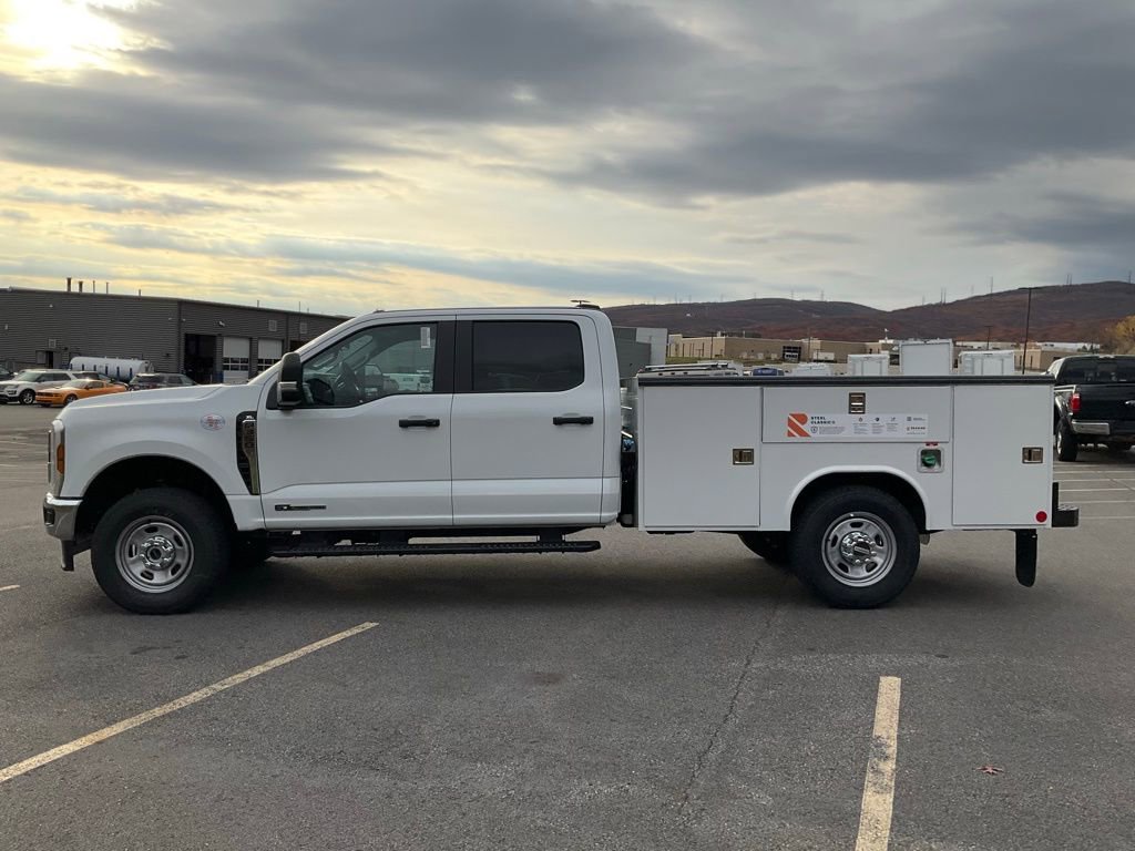 New 2026 Ford F350 XL w/ XL Chrome Package image 33